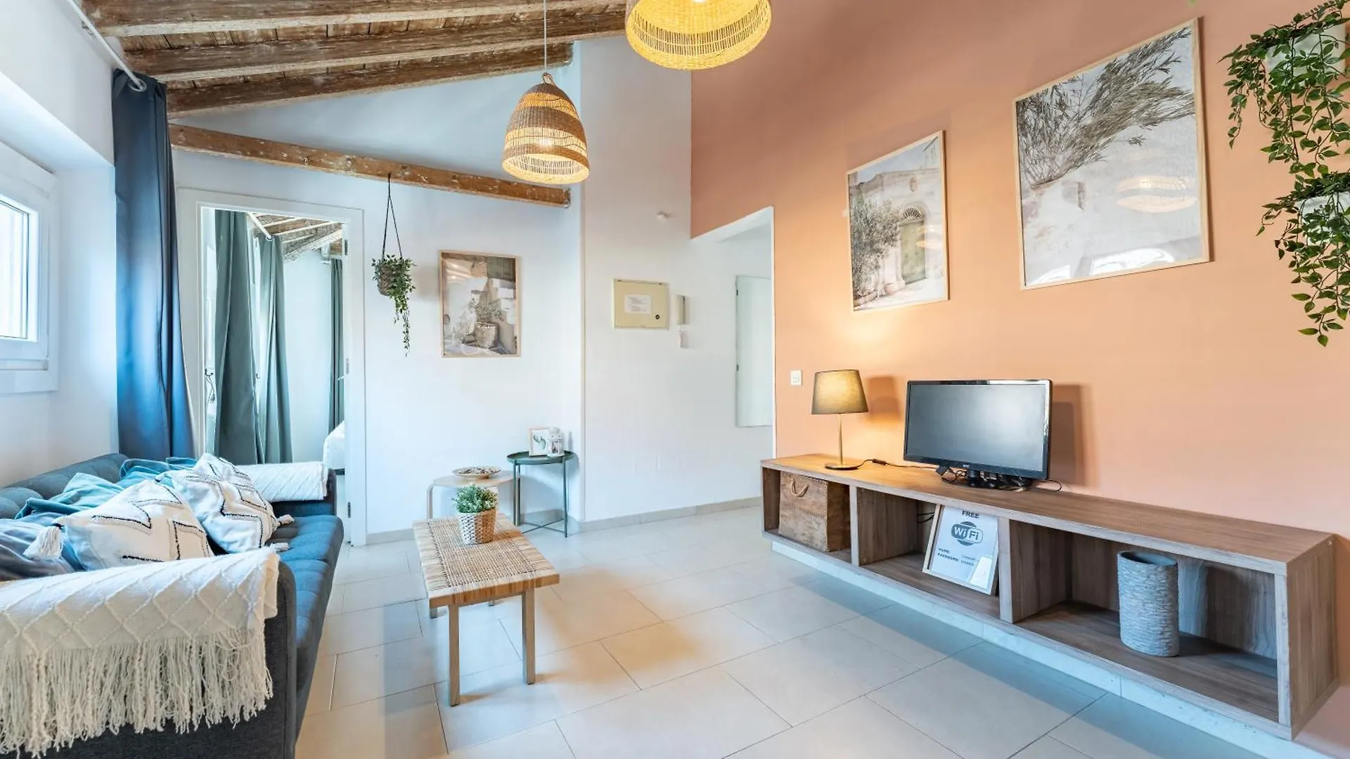 Urban Nest Malaga Apartment