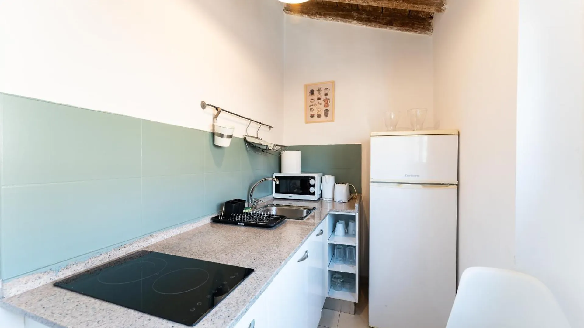 Urban Nest Malaga Apartment